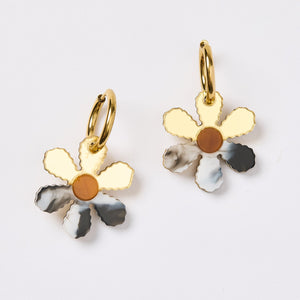 Martha Jean | Daisy Huggies Earrings