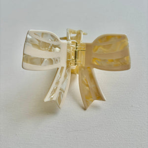 Martha Jean | Bow Hair Clip