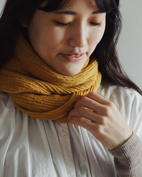 Memeri | Merino Wool Loop Scarf