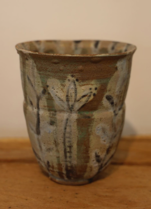 30. Undergrowth Urn