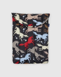 Baggu Puffy Laptop Sleeve 13" / 14" | Horse Cut-Outs